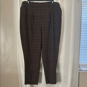 Womens Brown Plaid trousers